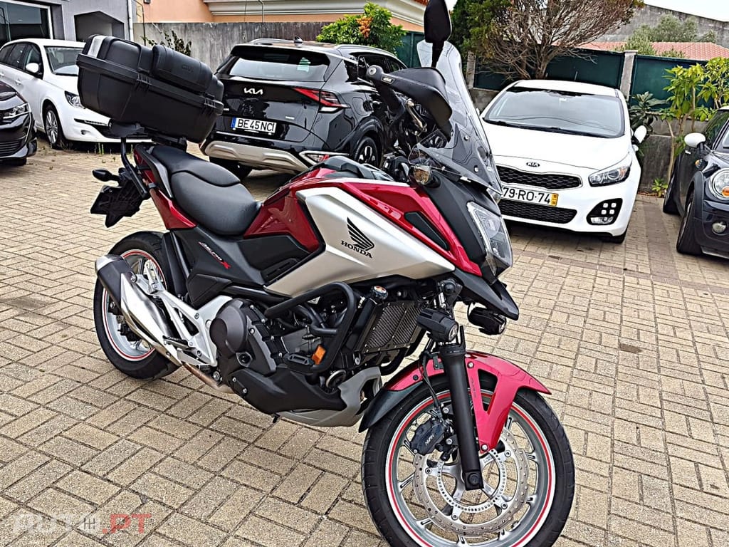 Honda NC750X NC750X DCT