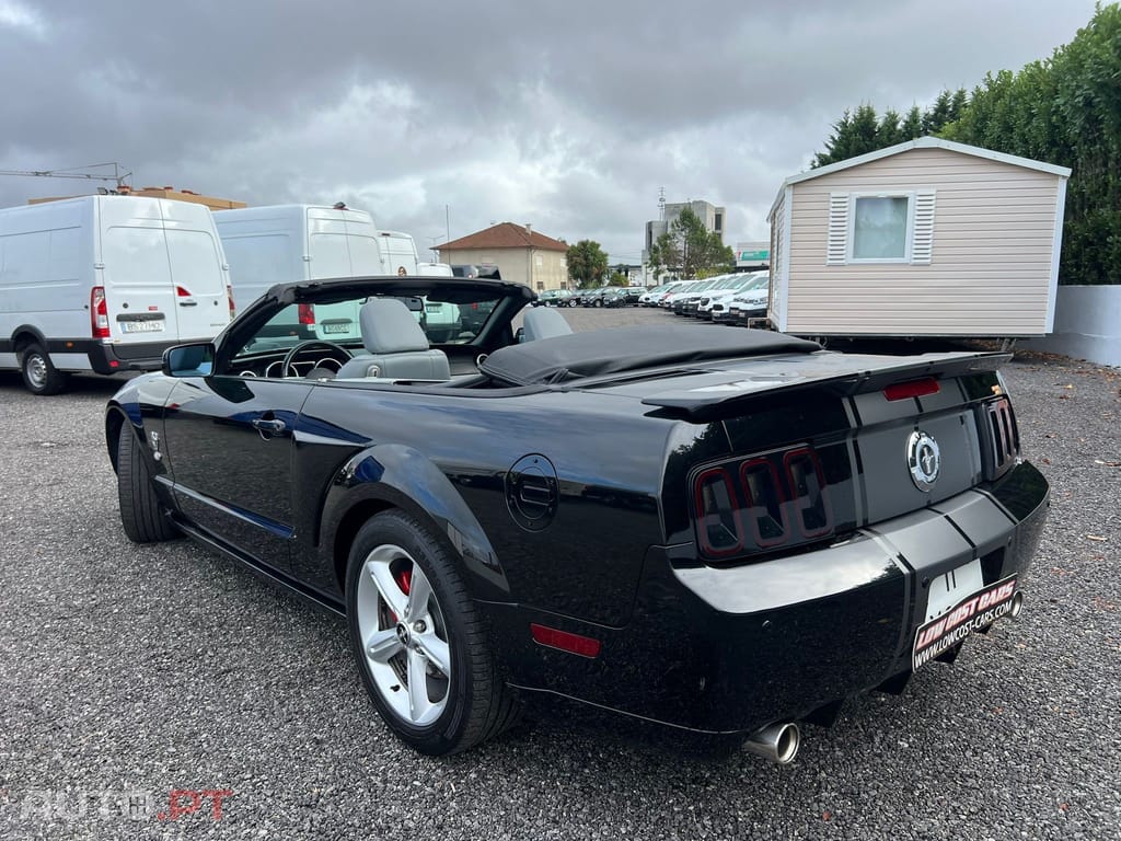 Ford Mustang CABRIO