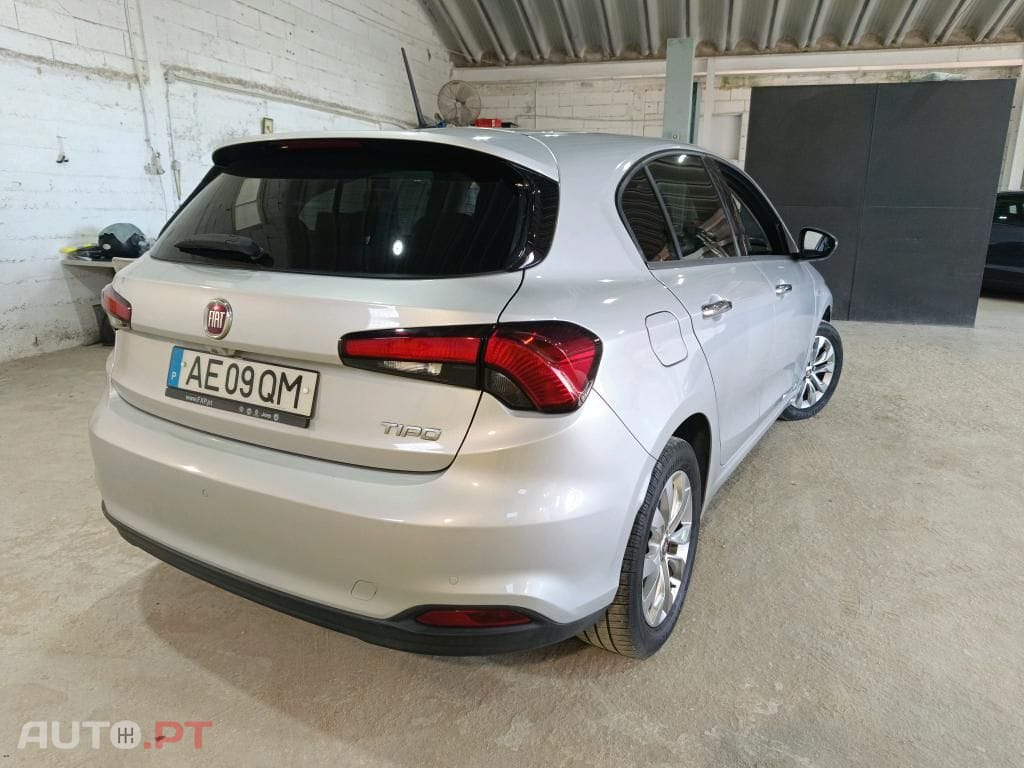 Fiat Tipo 1.3 M-Jet Lounge