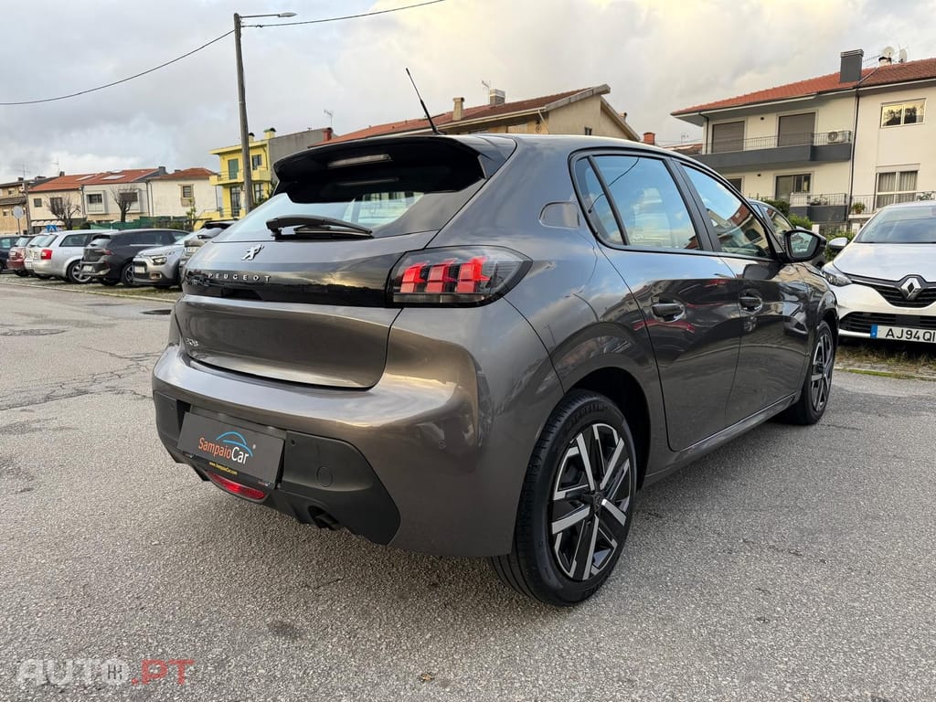 Peugeot 208 1.2 PureTech SE Style