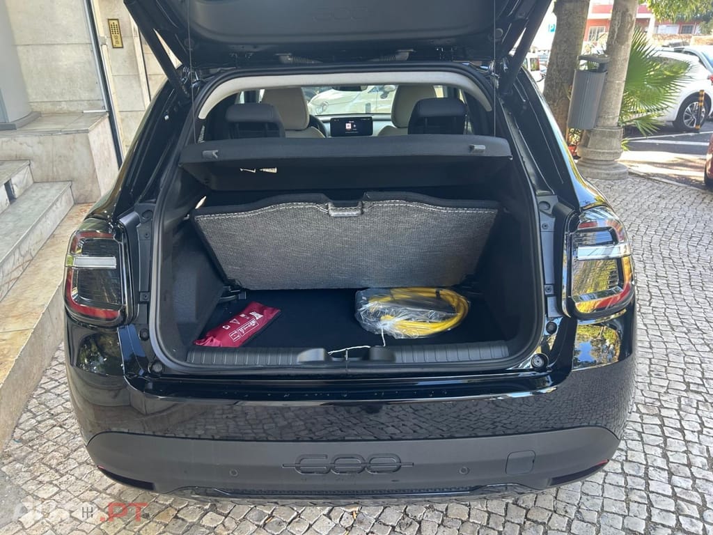 Fiat 600e 54 kWh La Prima
