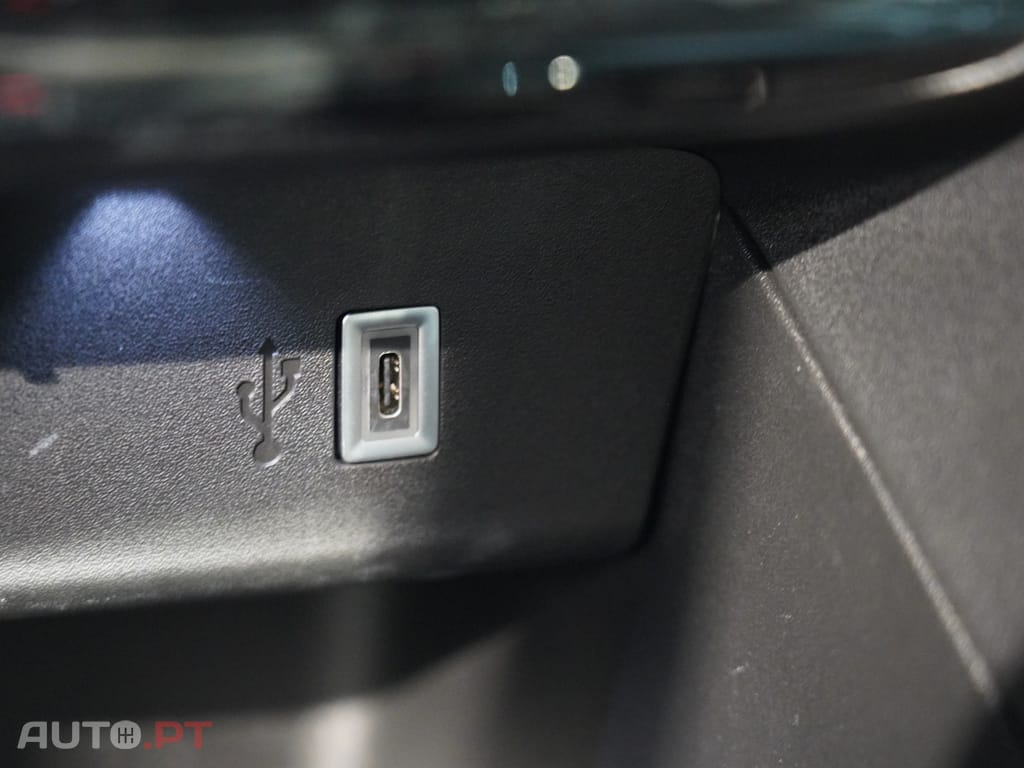 Opel Corsa 1.2 T Hybrid GS eDCT