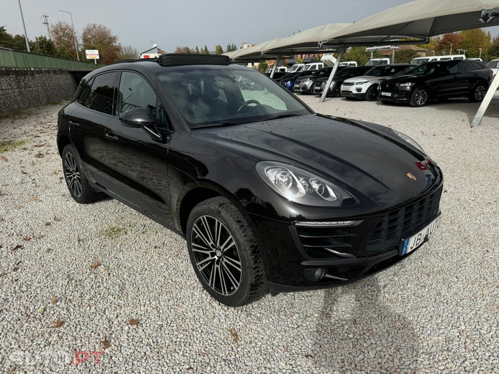 Porsche Macan S