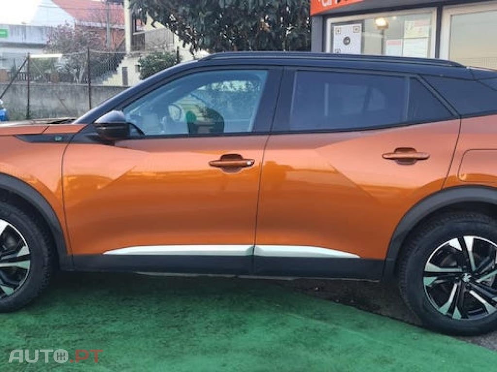 Peugeot 2008 GT LINE E-POWER 2020