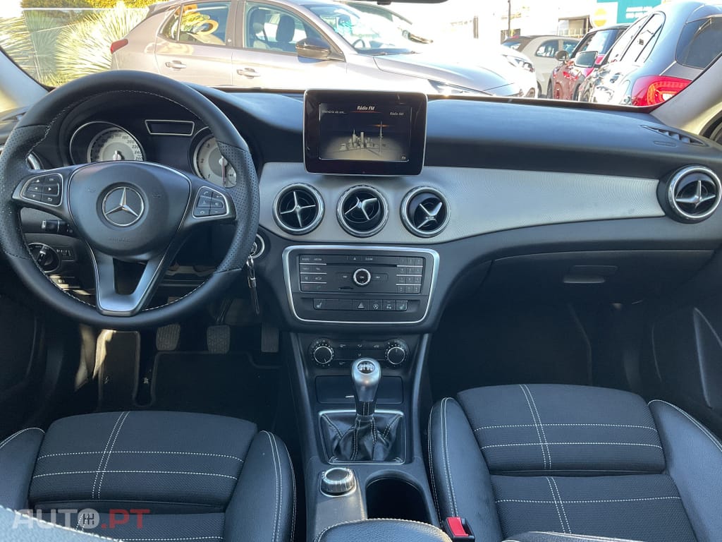 Mercedes-Benz GLA 180 d