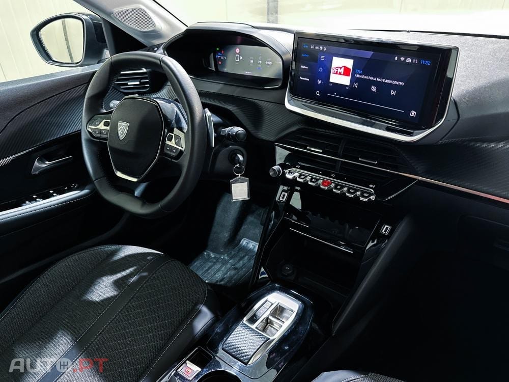 Peugeot 208 1.2 Hybrid Allure e-DCS6