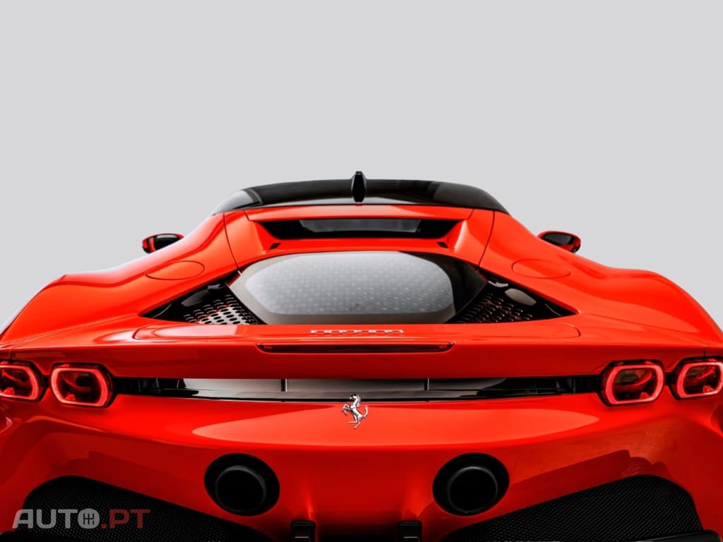 Ferrari SF90 I.V.A DEDUTIVEL Stradale 