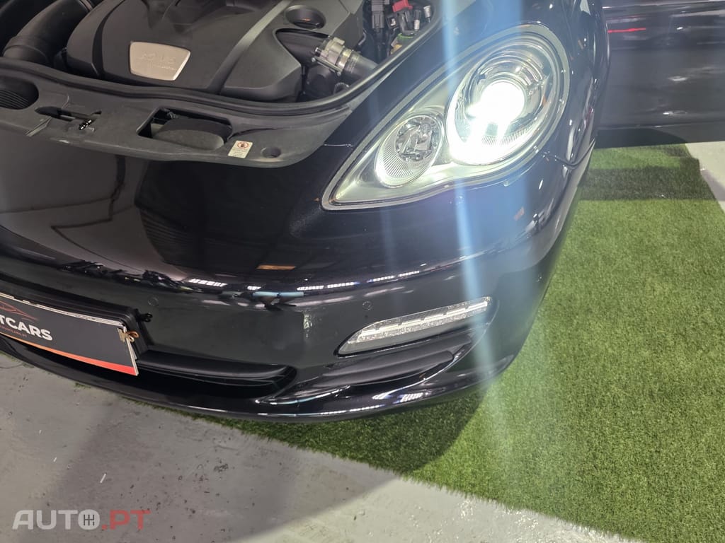 Porsche Panamera Platinum Edition
