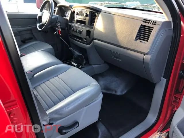 Dodge RAM 3.7 V6 GPL 6 Lugares