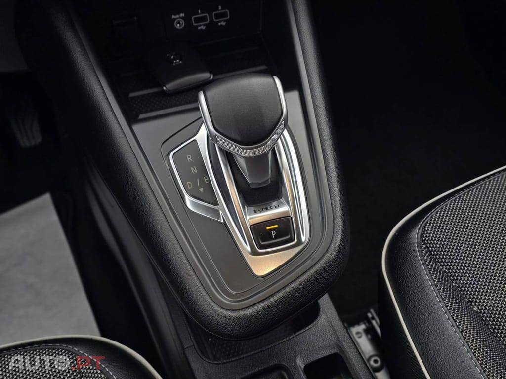 Renault Captur 1.6 E-Tech Plug-In Intens