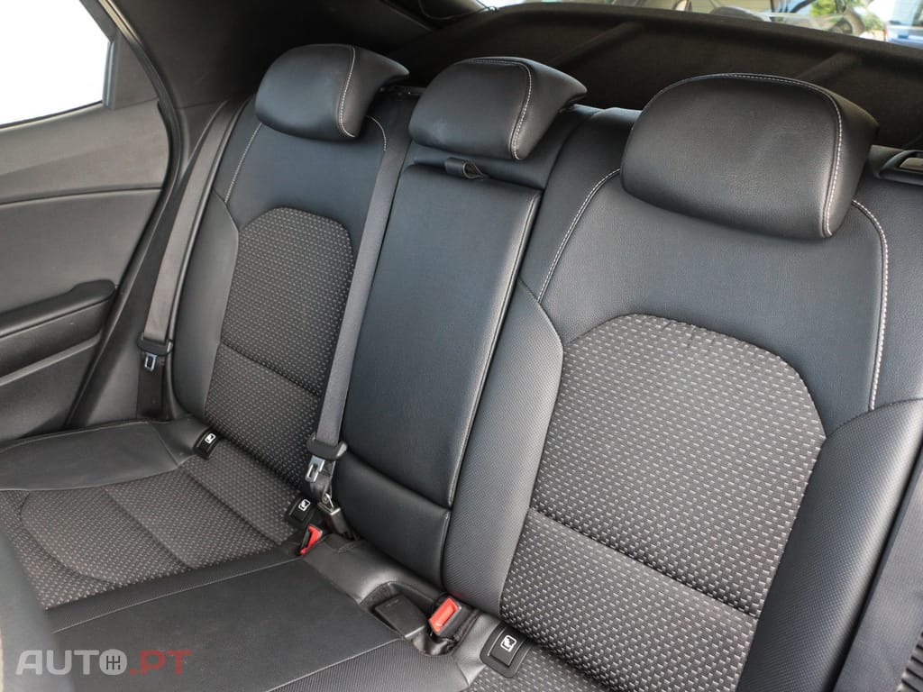 Kia Xceed 1.6 GDi PHEV First Edition+SRF