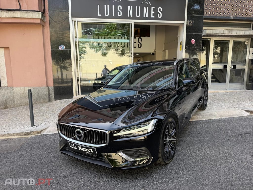 Volvo V60 2.0 T6 AWD TE Inscription Expression — fotografia 2