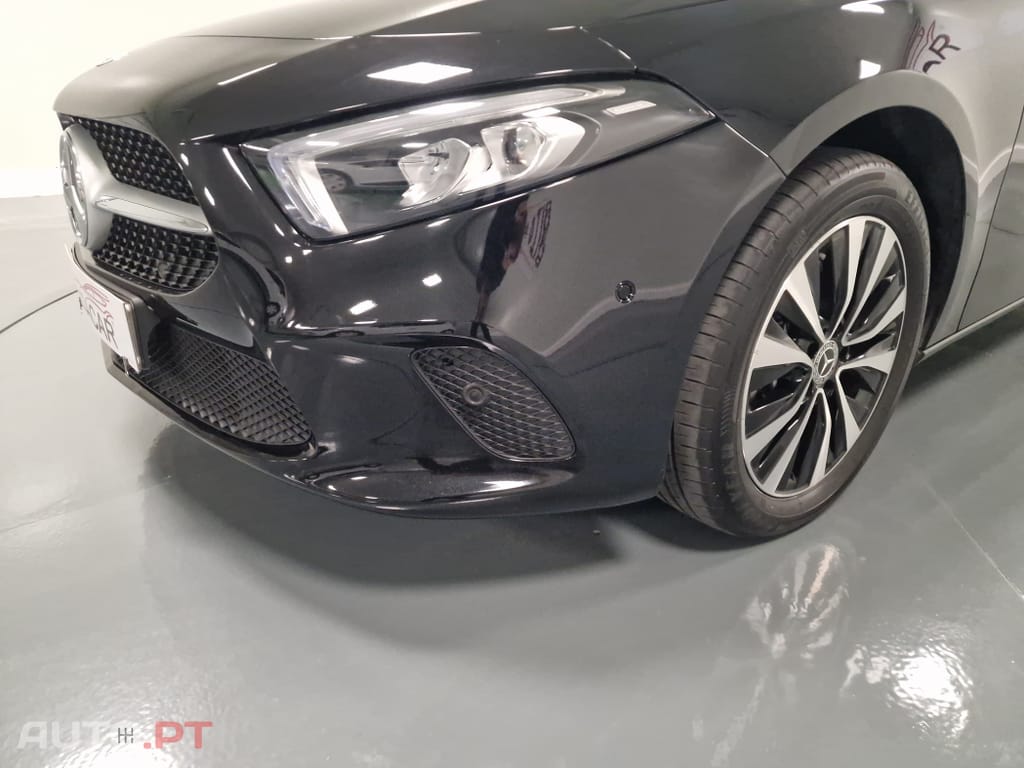 Mercedes-Benz A 250 E STYLE PLUS Hibrido Plug-In