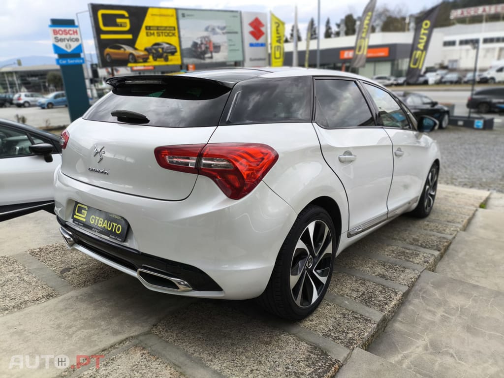 DS DS5 2.0HDi SPORTCHIC HYbrid4 