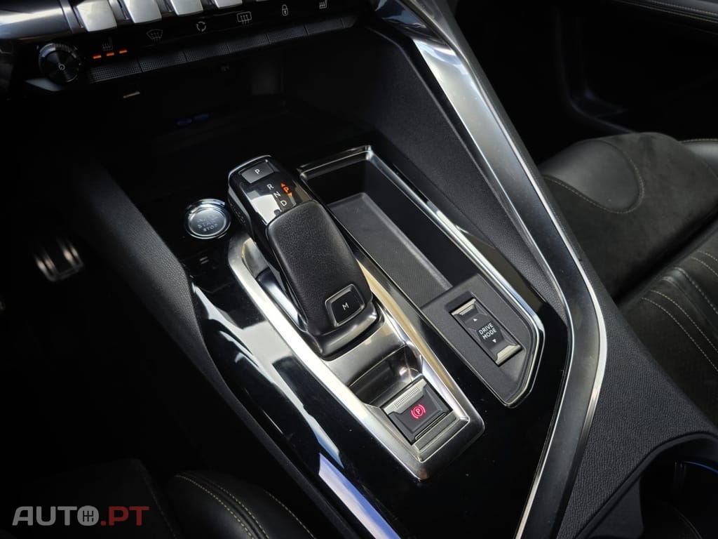 Peugeot 3008 1.5 BlueHDi GT Line J19 EAT8