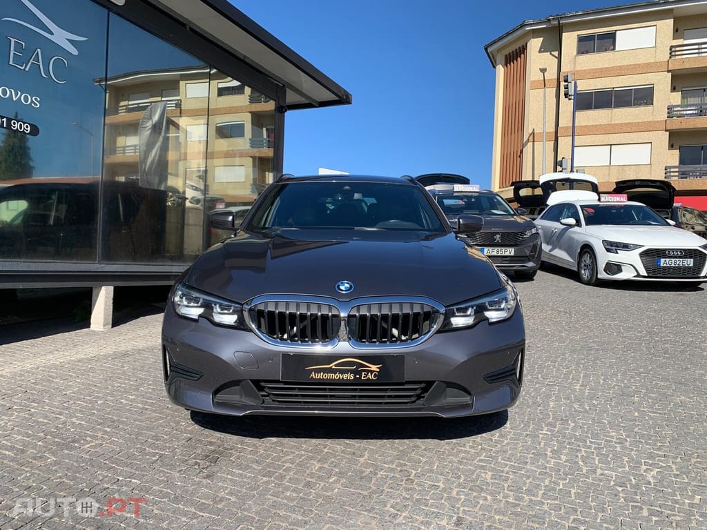 BMW 320 e Touring Line Luxury Auto