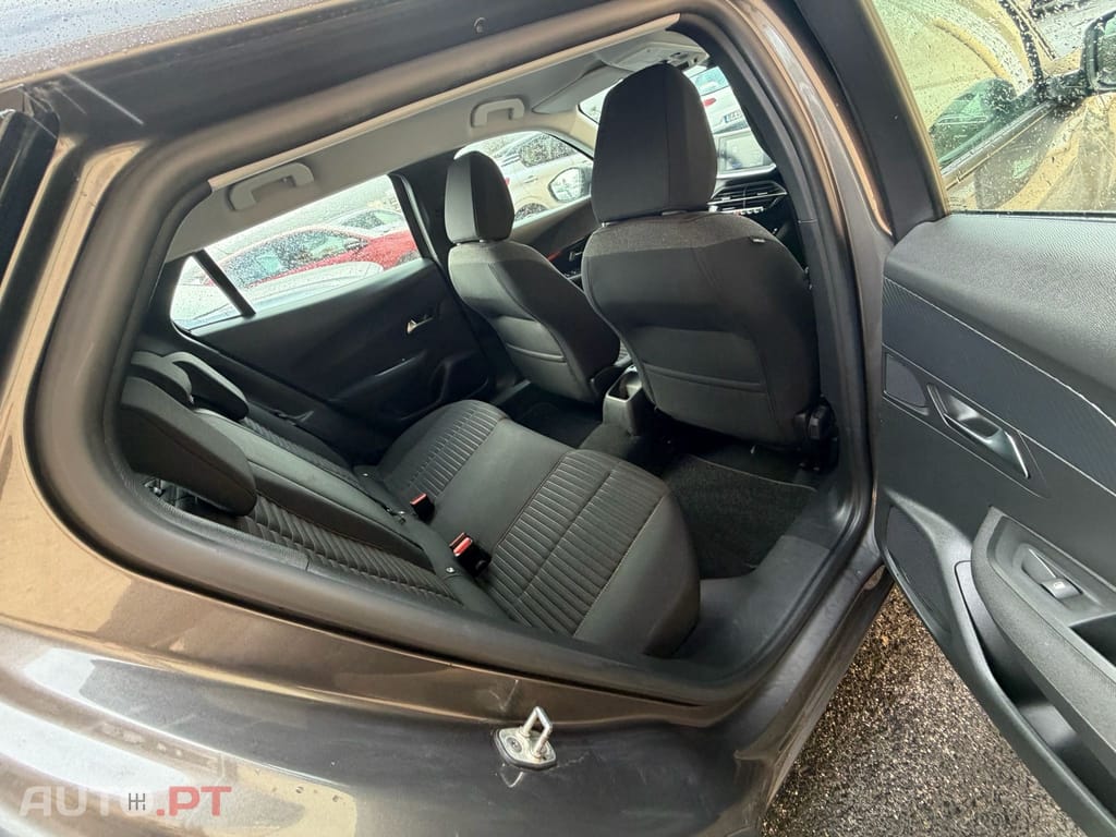 Peugeot 2008 1.2 PureTech Allure Pack