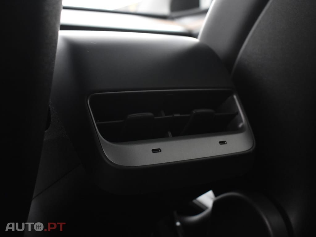 Tesla Model Y Performance Tração Integral