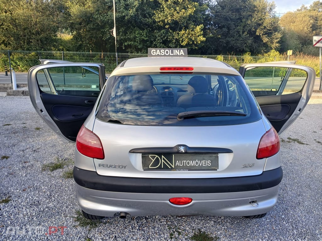 Peugeot 206 1.1 Poucos Kms
