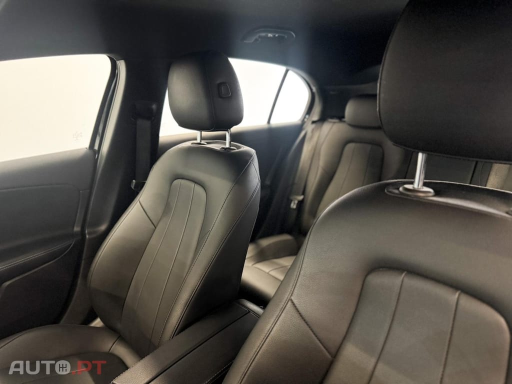 Mercedes-Benz A 250 e Style Plus