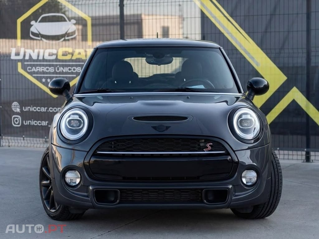 MINI Cooper Cooper S Auto Desportiva