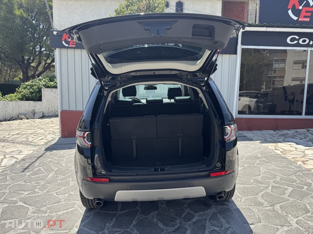 Land Rover Discovery Sport 2.2 SD4 HSE Luxury Auto — fotografia 7
