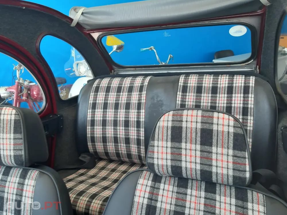 Citroen 2CV Charlestone