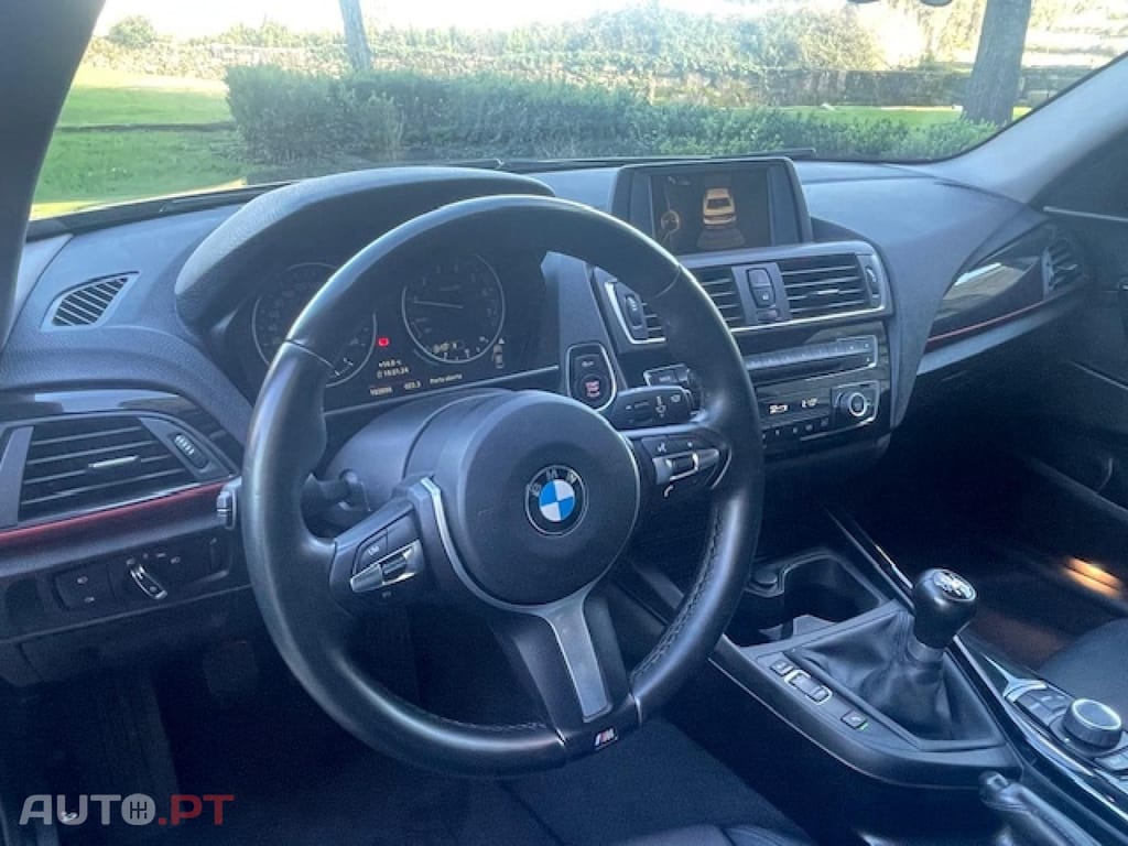 BMW 218 218i SPORT