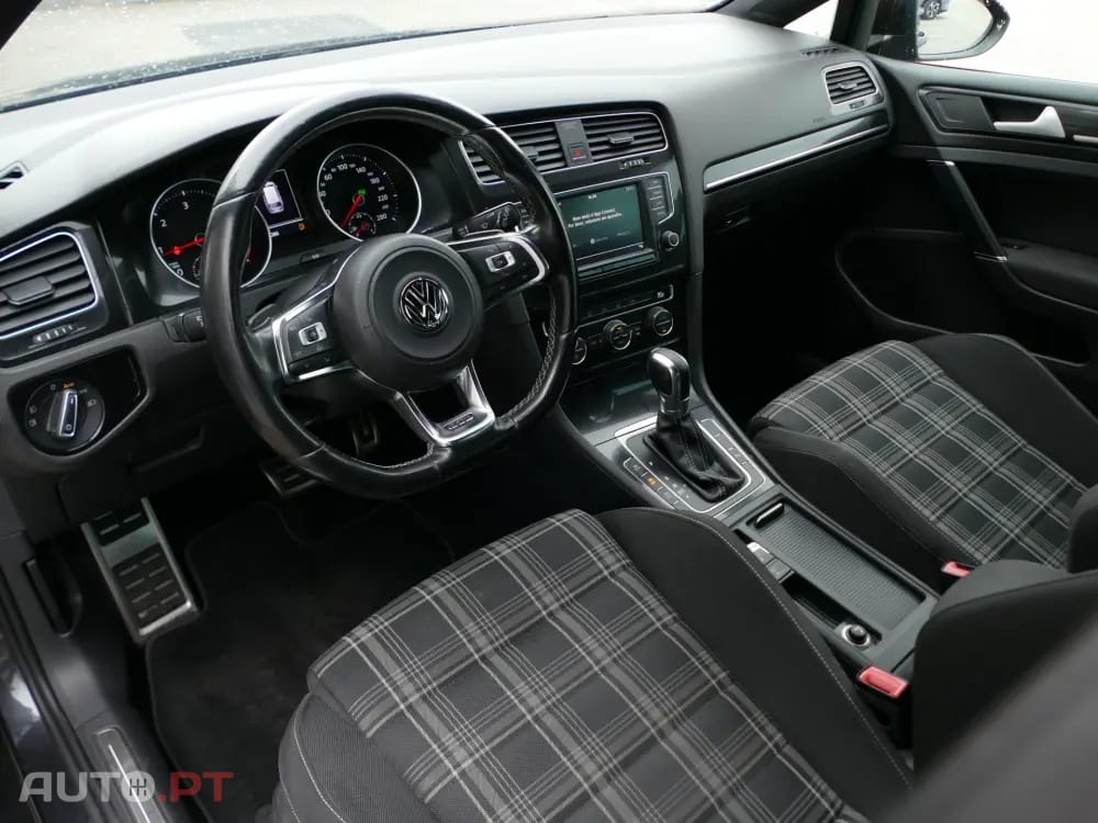 Volkswagen Golf Variant 2.0 TDi GTD DSG