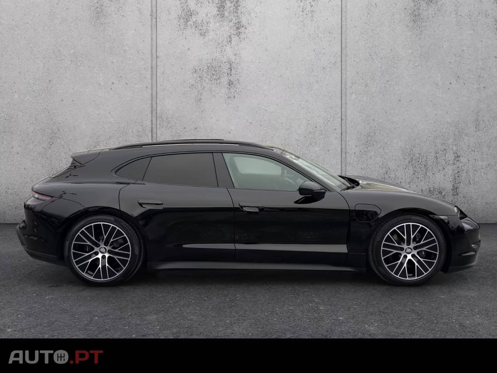 Porsche Taycan Bose