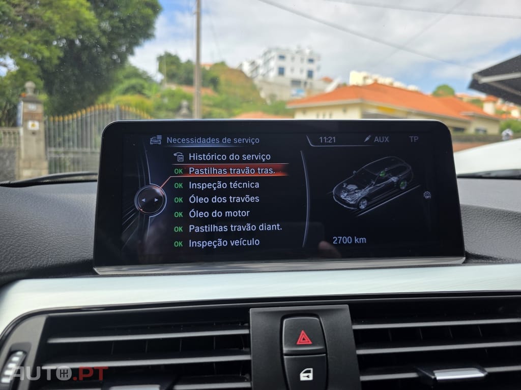 BMW 318 d Line Luxury Auto