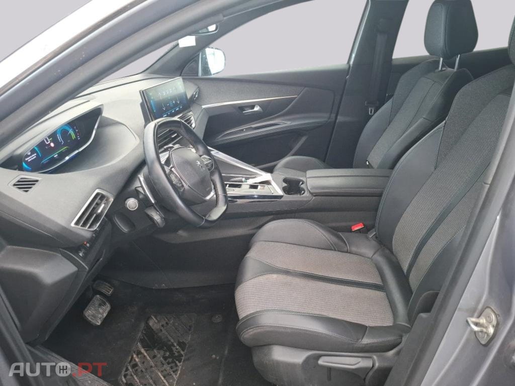 Peugeot 3008 Allure Pack I.V.A DEDUTIVEL