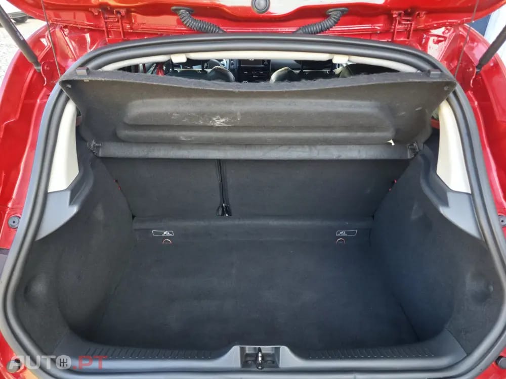 Renault Clio 1.6 T RS EDC