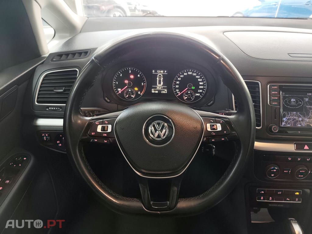 Volkswagen Sharan 2.0 TDI Blue Confortline DSG
