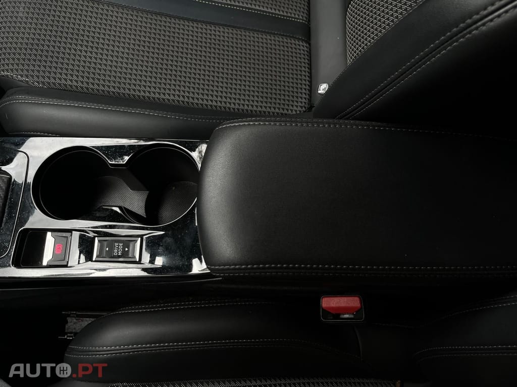 Peugeot 2008 GTLINE 1.5 BlueHdi EAT8