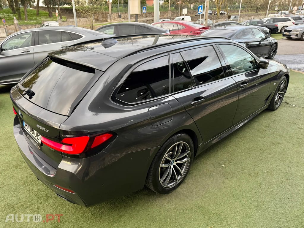 BMW 530 e Pack Desportivo M