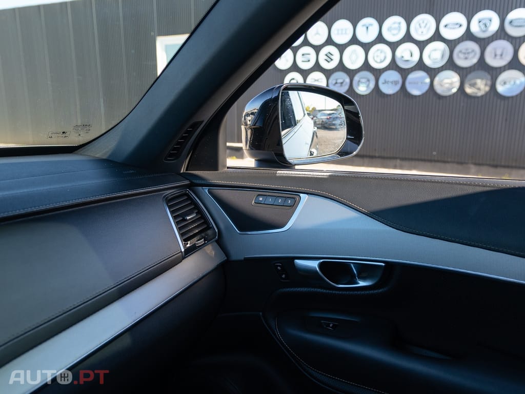 Volvo XC90 2.0 T8 PHEV R-Design AWD