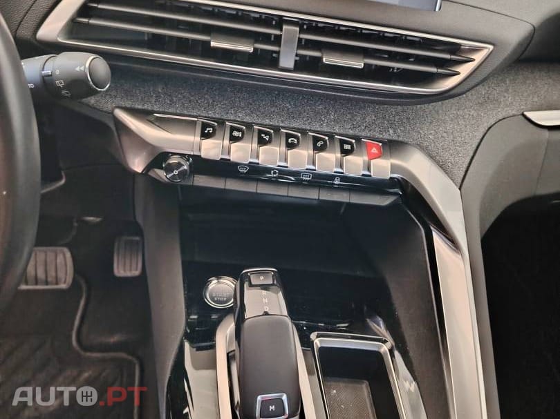 Peugeot 3008 PureTech 130 Stop & Start GPF EAT8 Allure Business-Pack