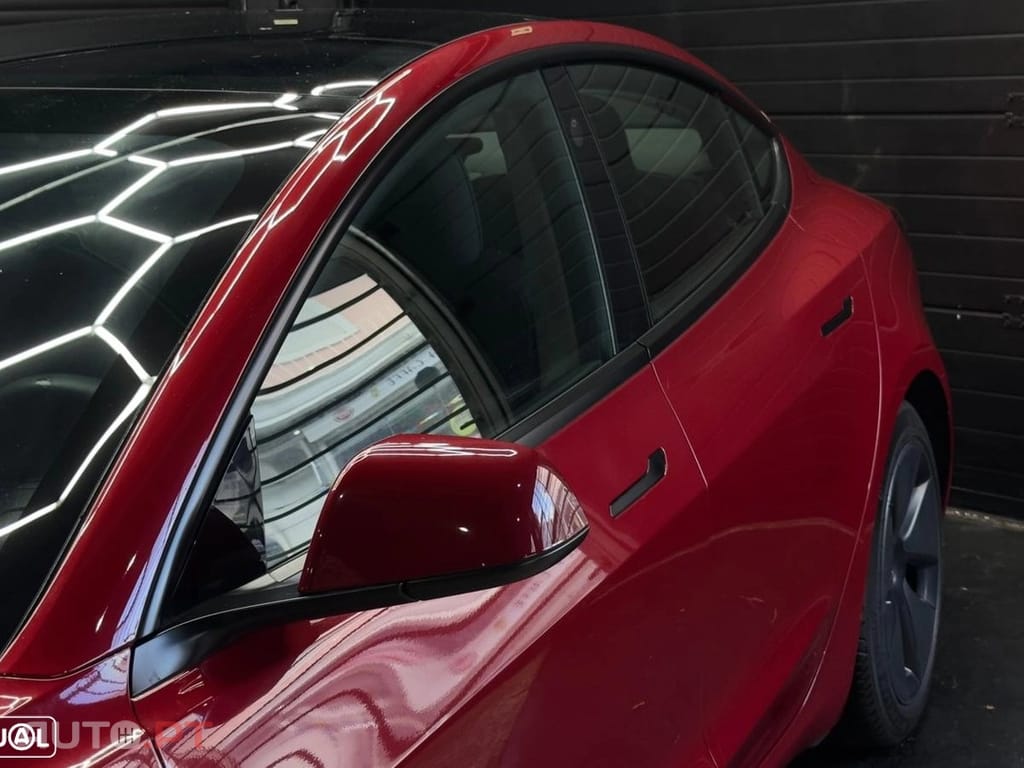 Tesla Model 3 Standard Range Plus RWD