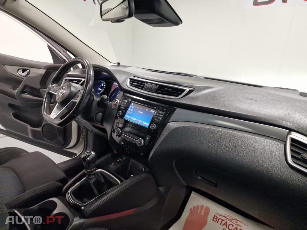 Nissan Qashqai 1.5 dCi N-Connecta