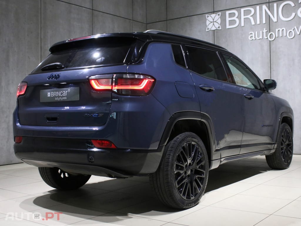 Jeep Compass 1.3 T4 4xe Auto S