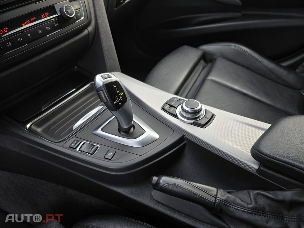 BMW 320 d Touring Auto Pack M