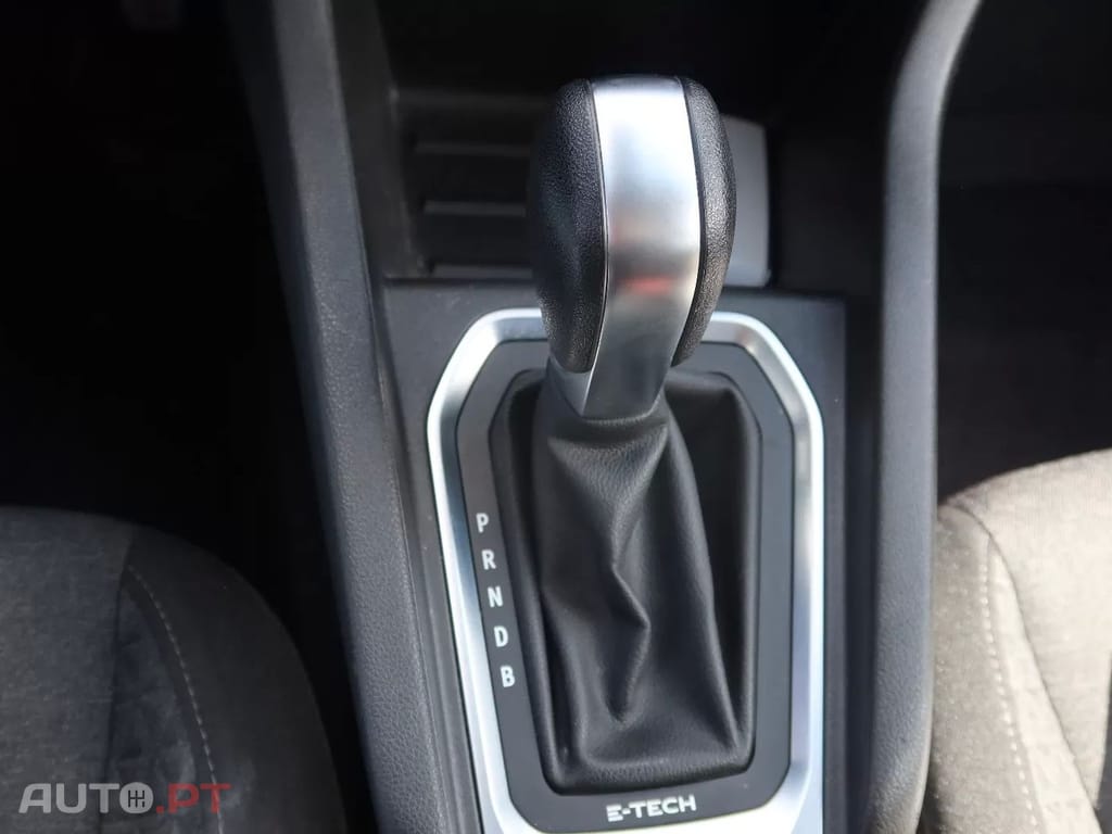 Renault Clio 1.6 E-Tech Hybrid