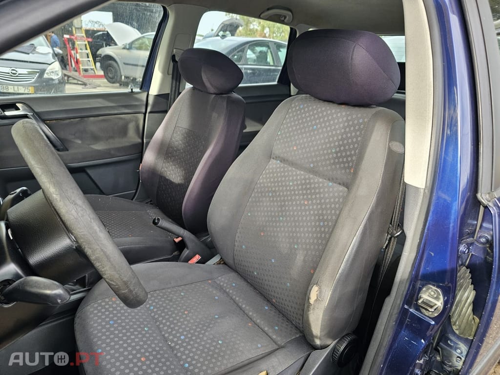 Volkswagen Polo 1.2 Basis