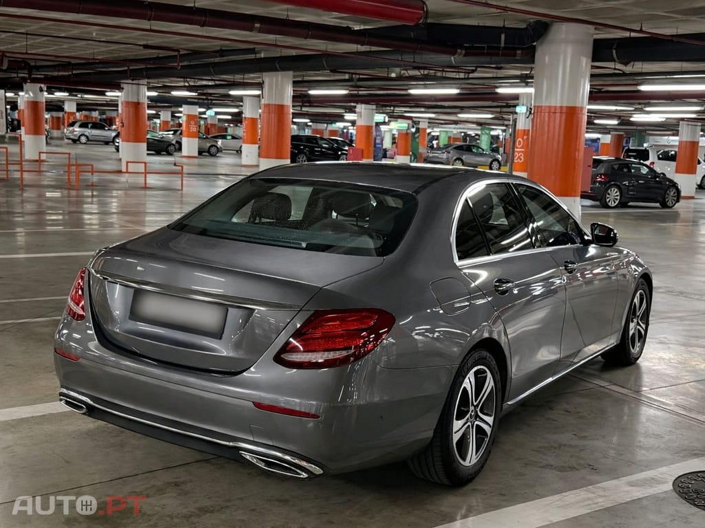 Mercedes-Benz 220 E220 Avantgard