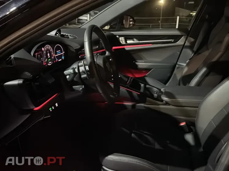 Porsche Panamera 4 E-Hybrid