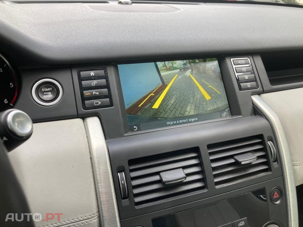 Land Rover Discovery Sport 2.0 TD4 SE 4WD