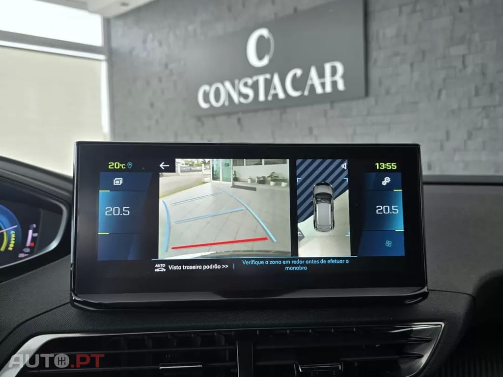 Peugeot 3008 1.6 Hybrid Allure Pack e-EAT8 — fotografia 30