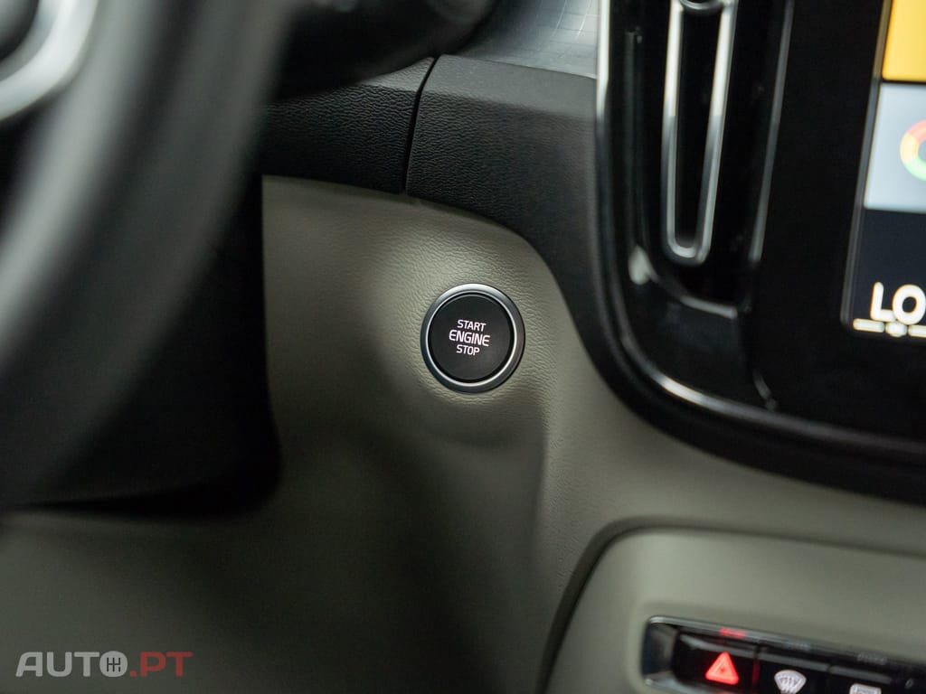 Volvo XC40 1.5 T4 PHEV Inscription Expression