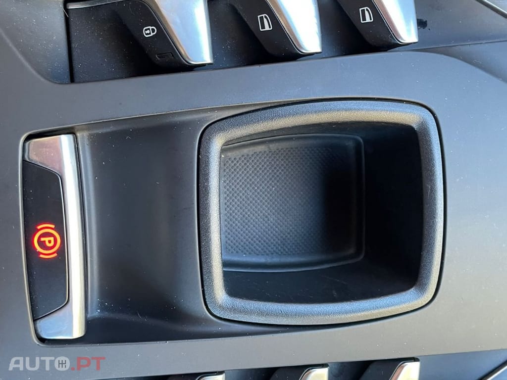 Citroen DS5 2.0 HDi Hybrid4 Business Class